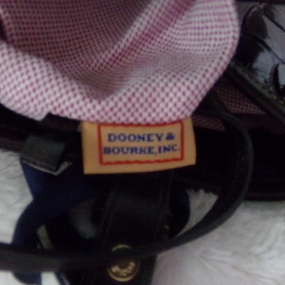 NWT Dooney & Bourke Embossed Leather Double Strap Tassle Shopper -Cognac - Picture 11 of 16